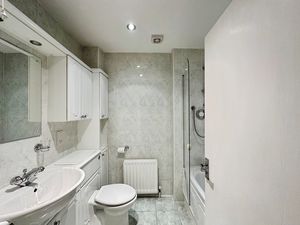 Photo 1- click for photo gallery